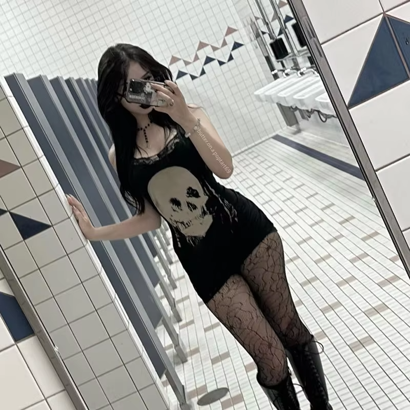 Dark Style Personalized Spicy Girl Short Skirt With Skull Print Suspender Skirt